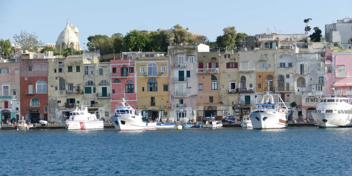 Rejoindre Procida depuis Naples